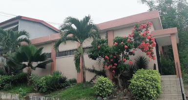 Abidjan immobilier | Maison / Villa à louer dans la zone de Cocody-Riviera à 700 000 FCFA  | Abidjan-Immobilier.net